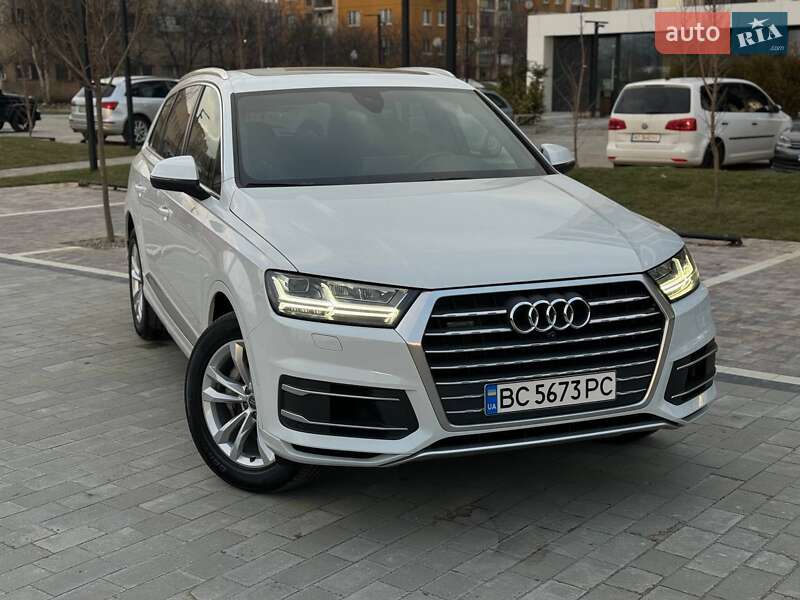 Внедорожник / Кроссовер Audi Q7 2018 в Ужгороде