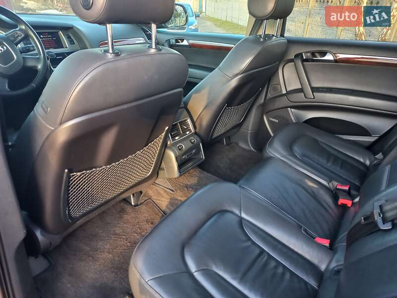 Внедорожник / Кроссовер Audi Q7 2010 в Чернигове