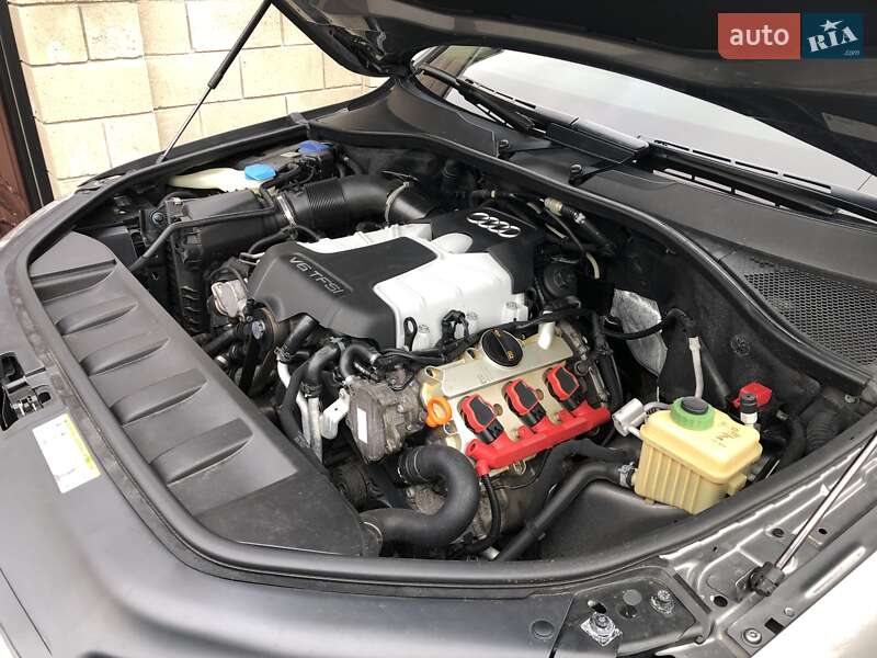 Внедорожник / Кроссовер Audi Q7 2010 в Чернигове