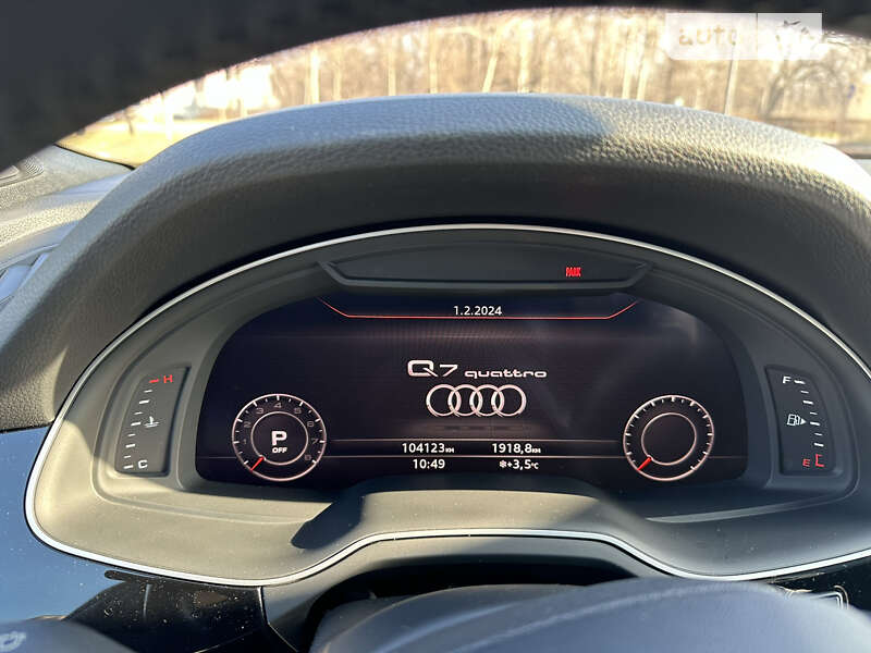 Внедорожник / Кроссовер Audi Q7 2017 в Днепре