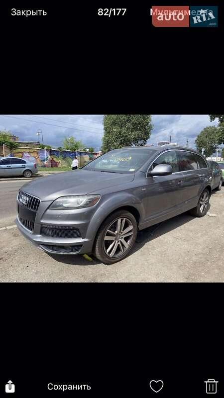 Внедорожник / Кроссовер Audi Q7 2011 в Новой Ушице