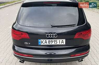 Внедорожник / Кроссовер Audi Q7 2015 в 