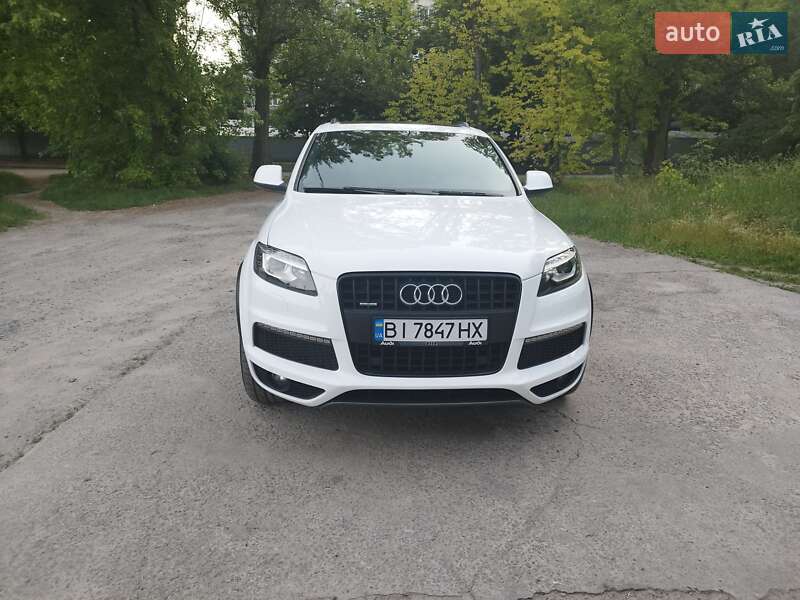 Позашляховик / Кросовер Audi Q7 2011 в Кременчуці