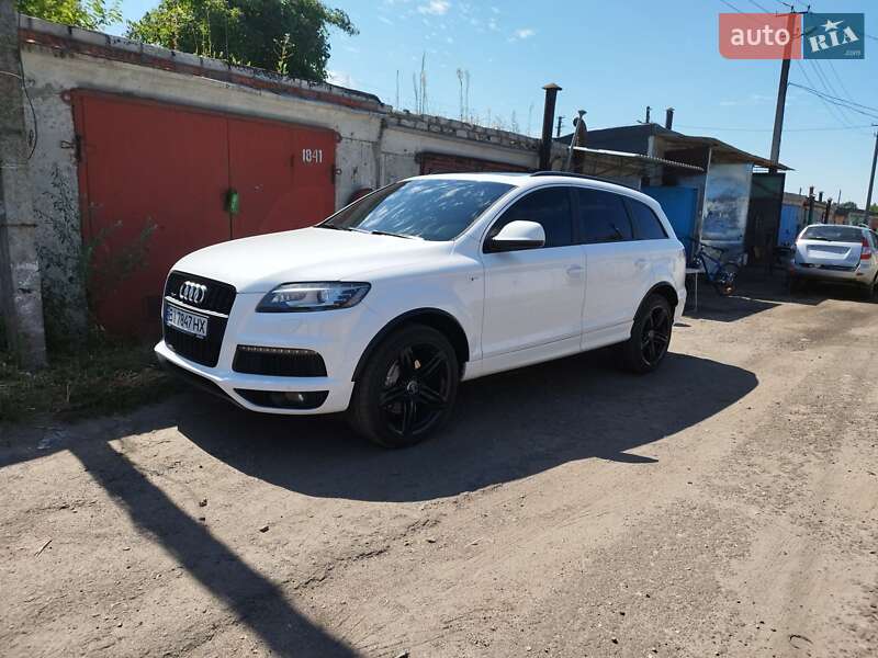 Позашляховик / Кросовер Audi Q7 2011 в Кременчуці