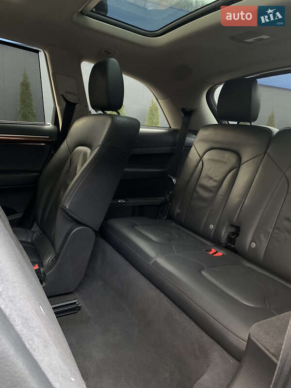 Позашляховик / Кросовер Audi Q7 2013 в Мукачевому