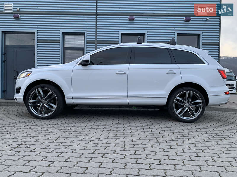 Позашляховик / Кросовер Audi Q7 2013 в Мукачевому