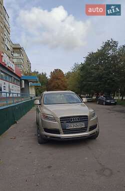 Внедорожник / Кроссовер Audi Q7 2007 в Калуше
