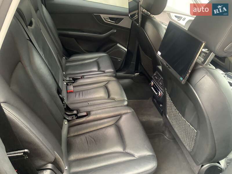 Внедорожник / Кроссовер Audi Q7 2018 в Ивано-Франковске фото 4 Внедорожник / Кроссовер Audi Q7 2018 в Ивано-Франковске