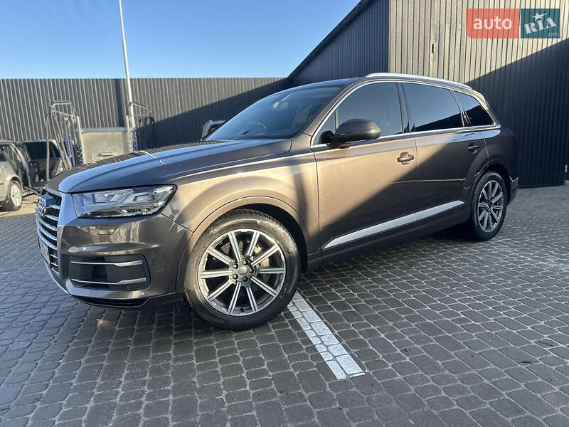 Внедорожник / Кроссовер Audi Q7 2016 в Львове