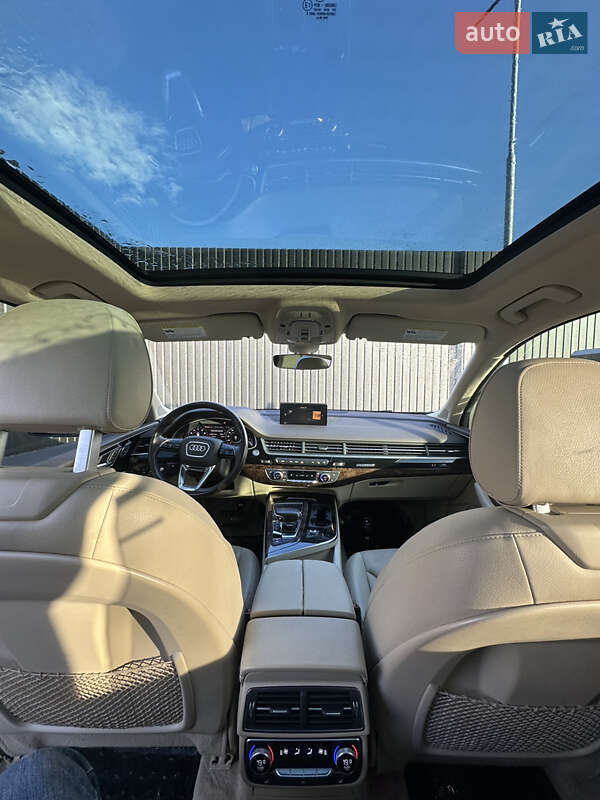 Внедорожник / Кроссовер Audi Q7 2016 в Львове