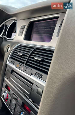 Внедорожник / Кроссовер Audi Q7 2014 в Сарнах