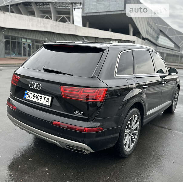 Внедорожник / Кроссовер Audi Q7 2017 в Львове