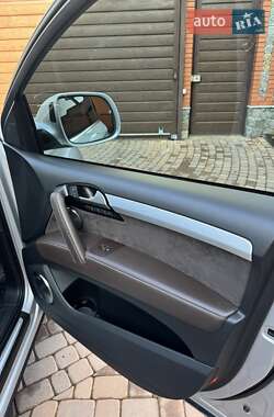 Внедорожник / Кроссовер Audi Q7 2014 в 