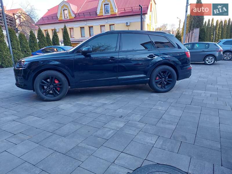 Позашляховик / Кросовер Audi Q7 2016 в Луцьку фото 26 Позашляховик / Кросовер Audi Q7 2016 в Луцьку