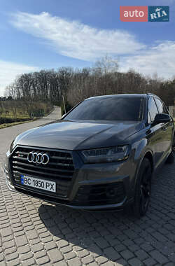 Внедорожник / Кроссовер Audi Q7 2019 в 