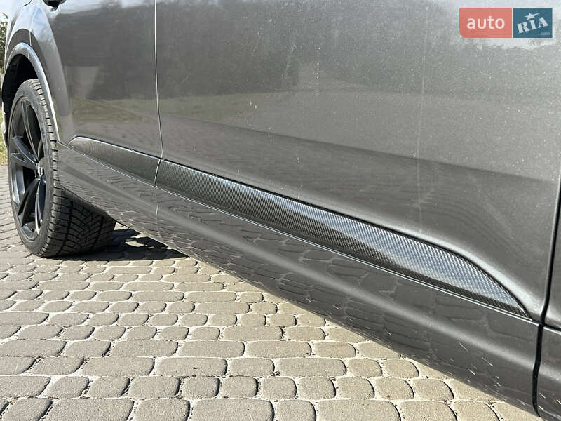 Внедорожник / Кроссовер Audi Q7 2019 в Львове
