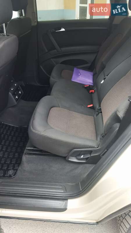 Позашляховик / Кросовер Audi Q7 2012 в Черкасах
