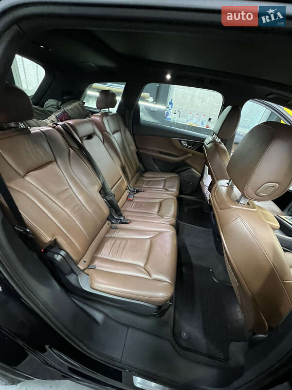 Внедорожник / Кроссовер Audi Q7 2017 в Киеве фото 8 Внедорожник / Кроссовер Audi Q7 2017 в Киеве