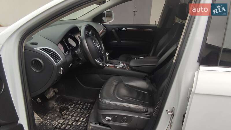 Внедорожник / Кроссовер Audi Q7 2012 в Чорткове