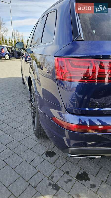 Позашляховик / Кросовер Audi Q7 2019 в Івано-Франківську