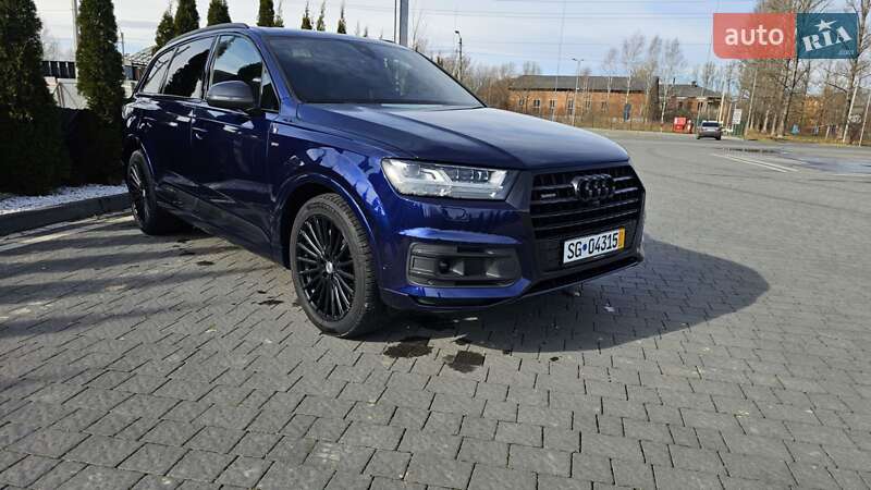 Позашляховик / Кросовер Audi Q7 2019 в Івано-Франківську