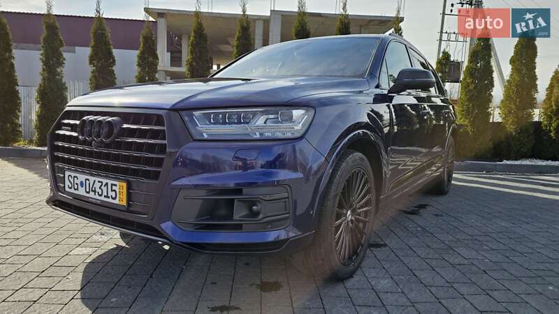 Внедорожник / Кроссовер Audi Q7 2019 в 
