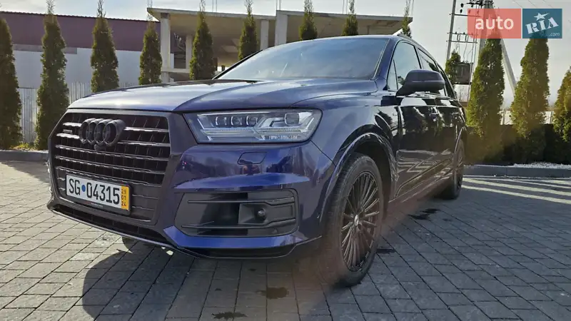 Внедорожник / Кроссовер Audi Q7 2019 в 