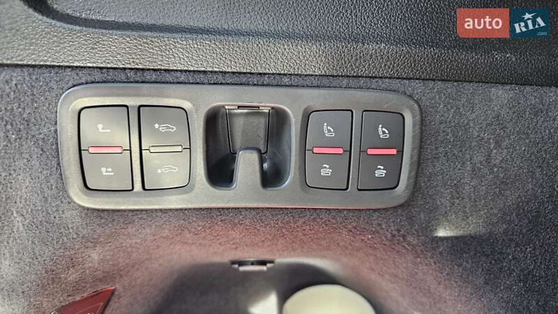 Позашляховик / Кросовер Audi Q7 2019 в Івано-Франківську