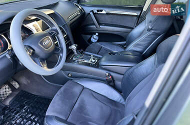 Внедорожник / Кроссовер Audi Q7 2013 в 