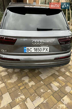 Внедорожник / Кроссовер Audi Q7 2019 в 