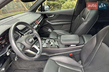 Внедорожник / Кроссовер Audi Q7 2019 в 
