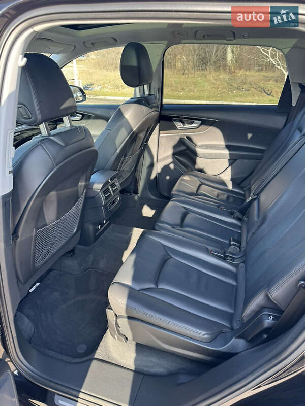Внедорожник / Кроссовер Audi Q7 2019 в Запорожье