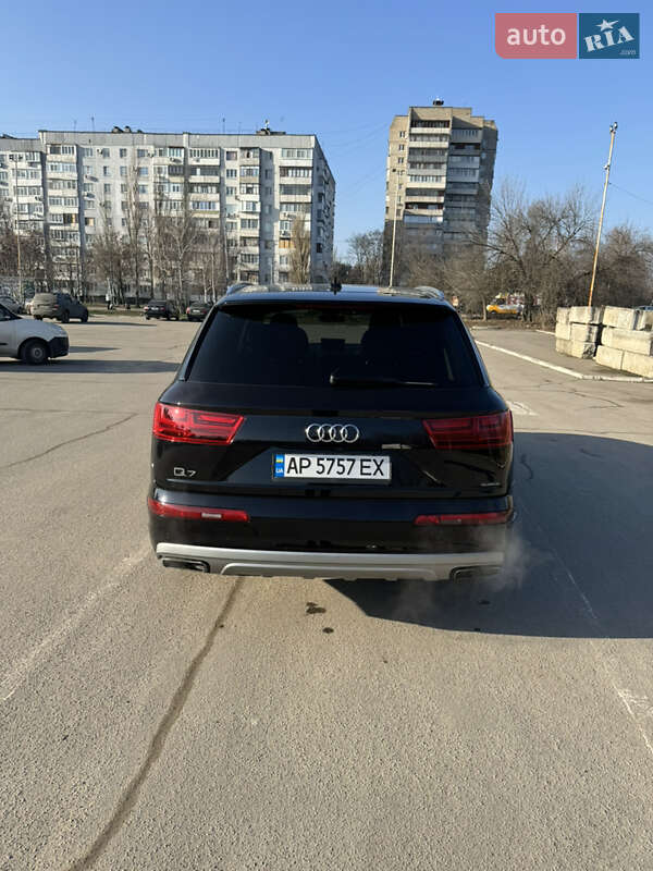 Внедорожник / Кроссовер Audi Q7 2019 в Запорожье