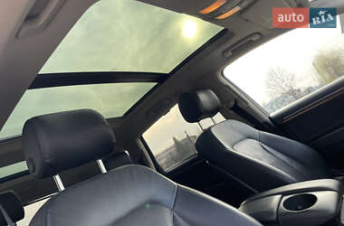 Внедорожник / Кроссовер Audi Q7 2010 в 