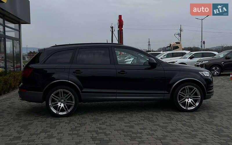 Внедорожник / Кроссовер Audi Q7 2015 в Мукачево