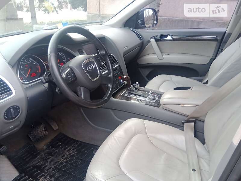 Внедорожник / Кроссовер Audi Q7 2007 в Кривом Роге