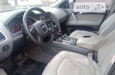 Внедорожник / Кроссовер Audi Q7 2007 в 