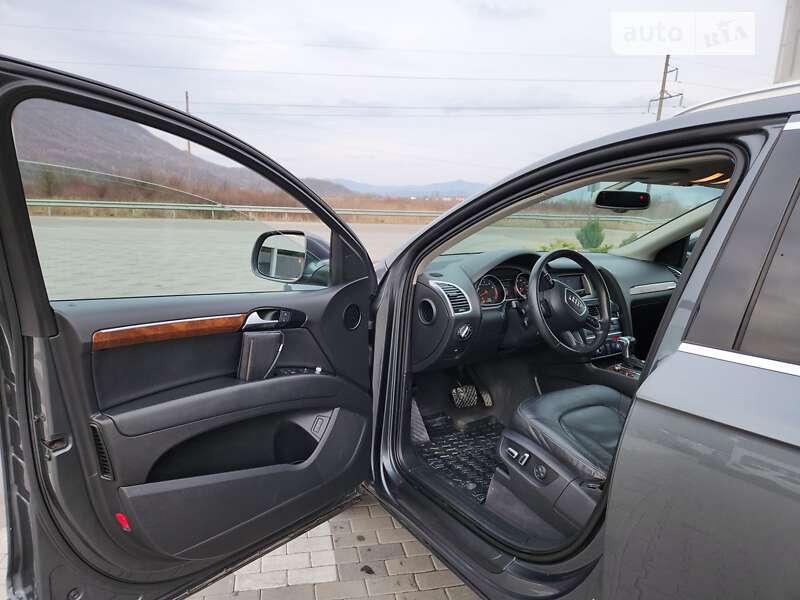Внедорожник / Кроссовер Audi Q7 2014 в Хусте