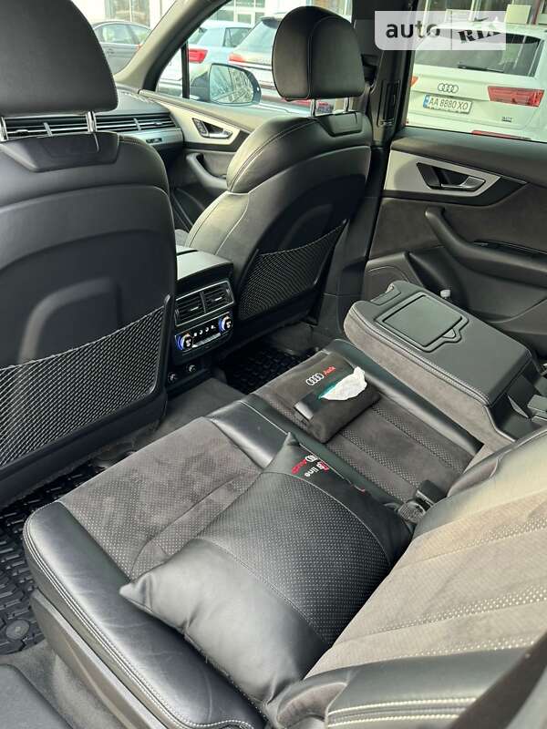 Внедорожник / Кроссовер Audi Q7 2018 в Киеве