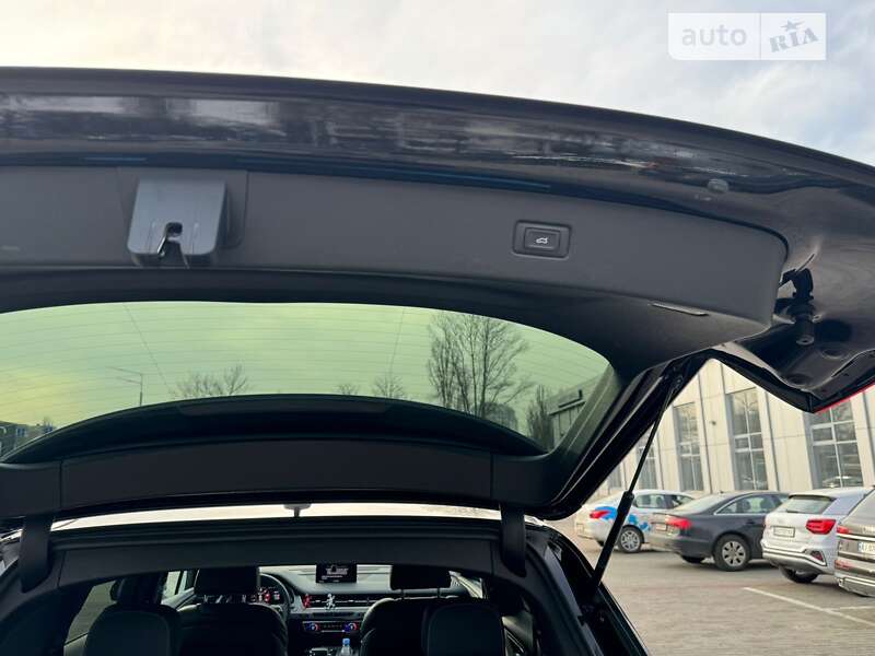 Внедорожник / Кроссовер Audi Q7 2018 в Киеве