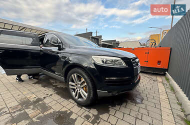 Внедорожник / Кроссовер Audi Q7 2006 в Ужгороде