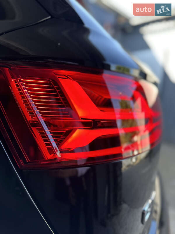 Внедорожник / Кроссовер Audi Q7 2016 в Киеве