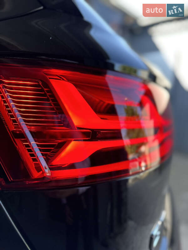 Внедорожник / Кроссовер Audi Q7 2016 в Киеве