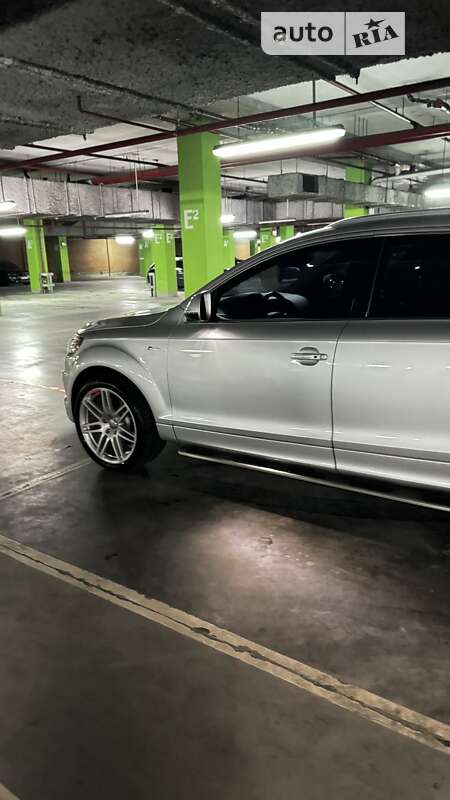 Позашляховик / Кросовер Audi Q7 2012 в Львові