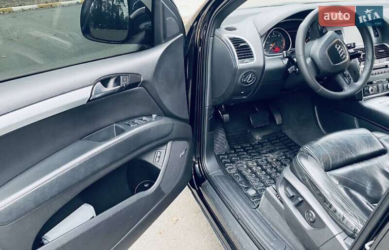 Внедорожник / Кроссовер Audi Q7 2008 в Глухове