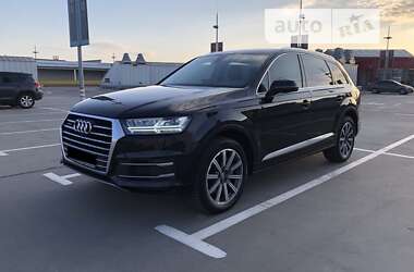 Позашляховик / Кросовер Audi Q7 2019 в Києві