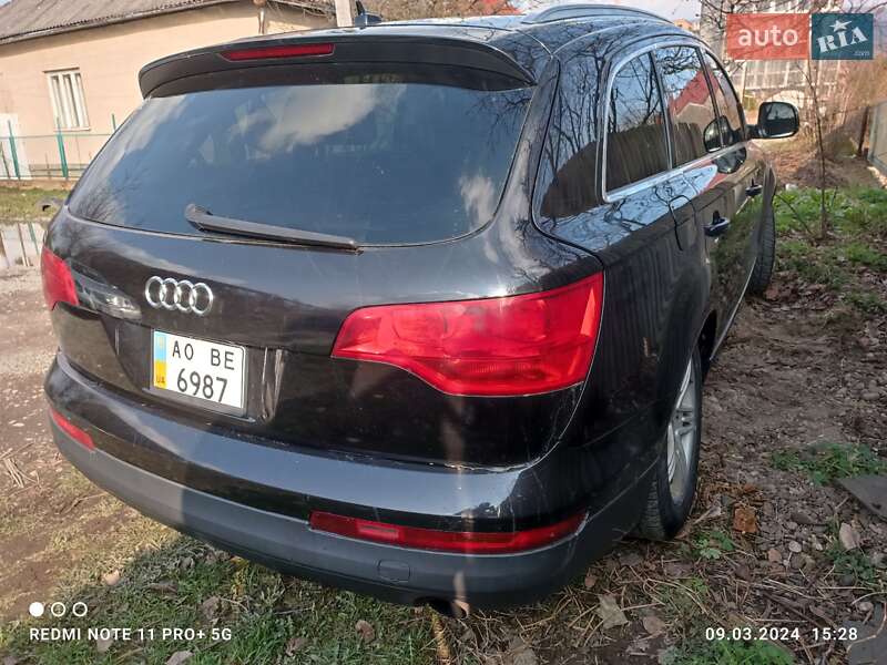 Внедорожник / Кроссовер Audi Q7 2007 в Хусте