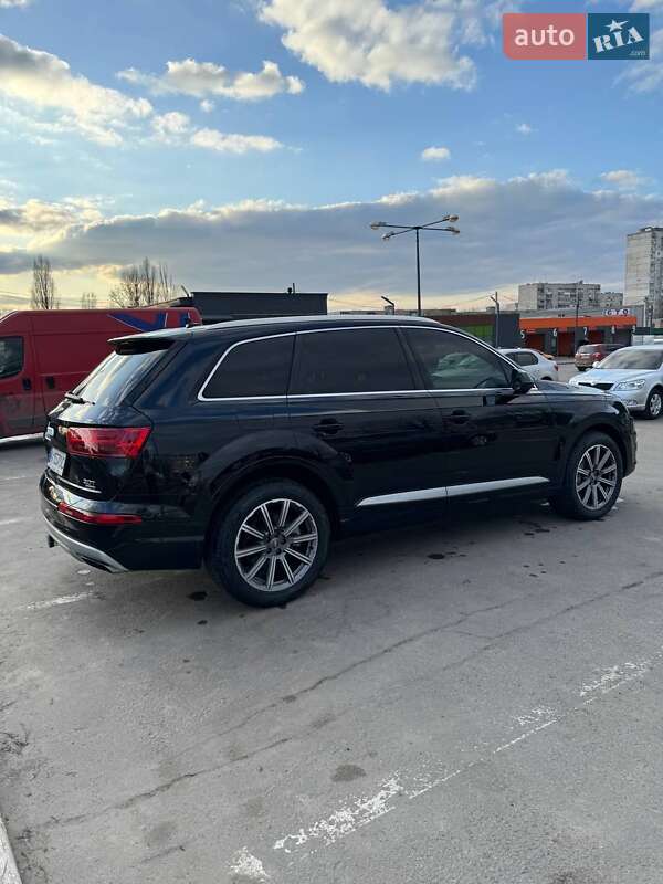 Внедорожник / Кроссовер Audi Q7 2018 в Харькове