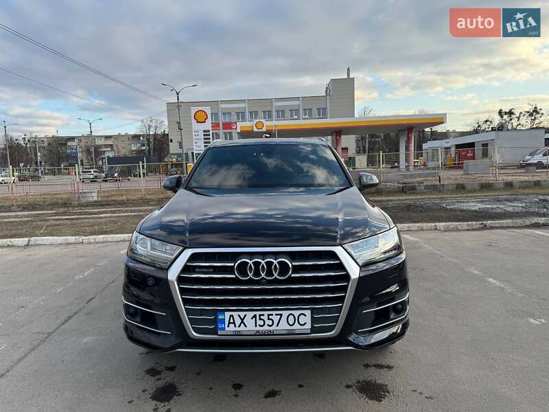 Audi Q7 2018