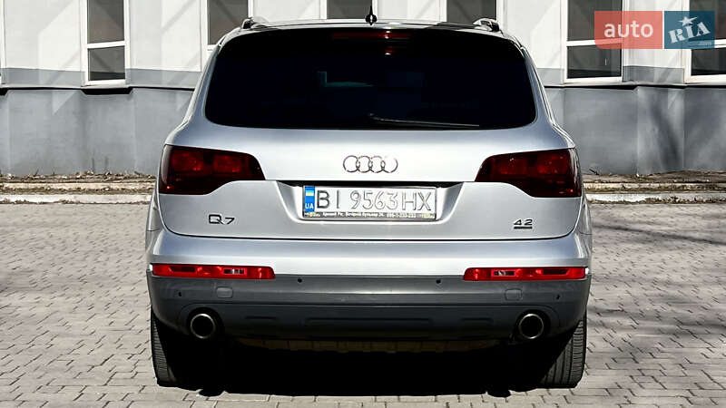 Внедорожник / Кроссовер Audi Q7 2007 в Запорожье